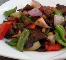 Stir-Fried Beef with Spicy Sauce