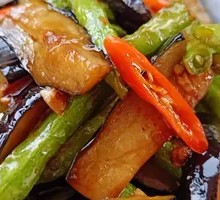 Eggplant and Green Bean Stir-Fry