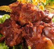 Charcoal-Grilled Pig's Knuckle