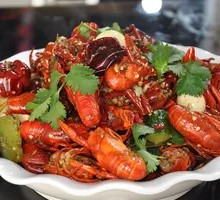 Qianjiang Oil-Braised Crawfish
