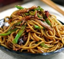 Egg and Pork Noodles Stir-Fry