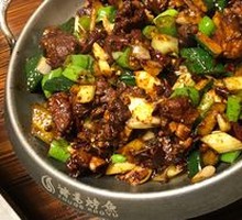 Zhou Yu's Mighty Pork Ribs