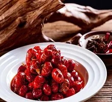 Stir-Fried Lobster Balls in Oil