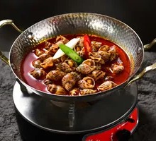 Spicy Wine-Steamed Baby Clams