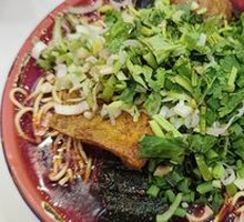 Xiangyang Beef Offal Noodles