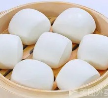 Milk-flavored Steamed Bun