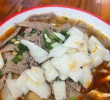 Blanching Pork Liver Noodles