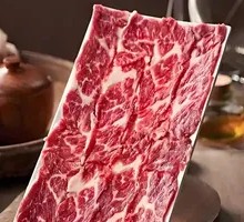 Fresh-cut Wagyu Strip
