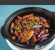 Braised Pork and Eggplant in Clay Pot