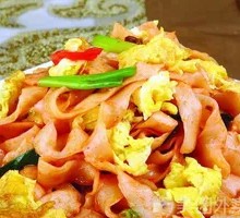 Tomato and Egg Stir-Fried Knife-Cut Noodles