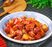 Braised Pork with Potatoes