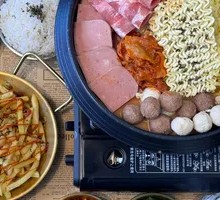 Korean Military Rice Cake Hot Pot