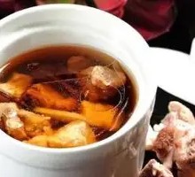 Duck Soup with Tea Tree Mushrooms