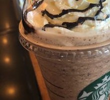 Matcha Cocoa Crunch Frappuccino