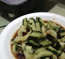 Knife-Pounded Cucumber