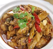 Chongqing-style Stewed Chicken with Crab