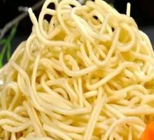 Hot Dry Noodles