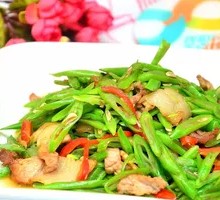Stir-Fried String Beans with Pork