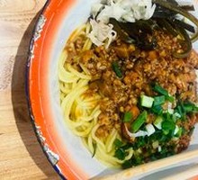 Seafood Fried Noodles with Sauce