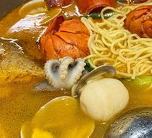 Crown Lobster Noodles