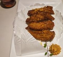 Golden Garlic Pork Ribs