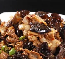 Wood Ear Mushroom and Pork Slices