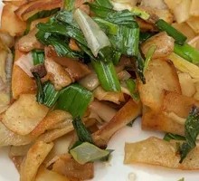 Stir-Fried Tofu Noodles