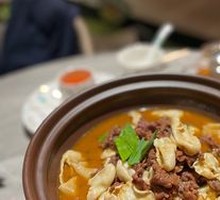 Spicy Beef and Fish Bladder Stir-fry