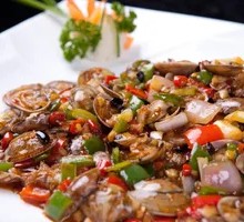 Spicy Stir-Fried Clams