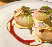 Australian Scallop with Caviar