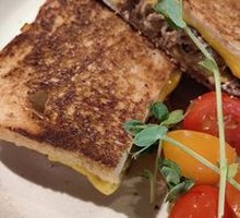 Slow-Cooked Beef Toast