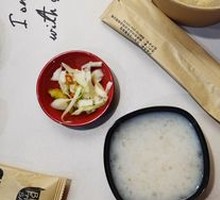 Milk Tendon Jelly with Peach Gum and Snow Pear