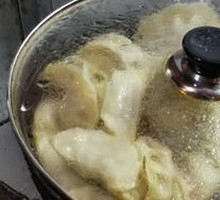 Chives Pan-Fried Dumplings