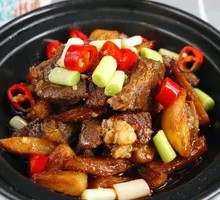 Braised Beef Brisket in Clay Pot