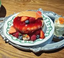 Berry Ice Cream Souffle