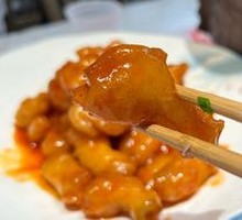 Crispy Pork with Rice Noodles in Sweet and Sour Sauce