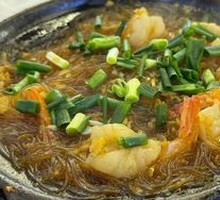 Butterfly Shrimp with Rice Noodles