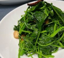 French-style Grilled Lamb Ribs