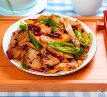 Green Pepper Spicy Pork
