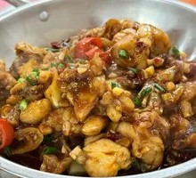 Spicy Pickled Frog with Beef