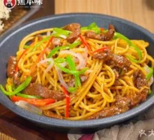 Black Pepper Beef Steak with Pasta
