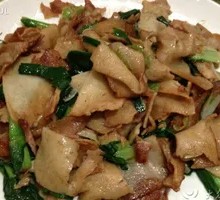 Stewed Intestine with Tofu Skin Strips