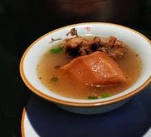 Pork Shank Stewed with Wild Lotus Root
