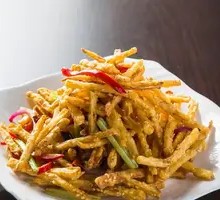 Dry-Fried Lotus Root Strips