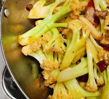 Iron Pot Organic Cauliflower