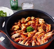 Fresh Shrimp and Chicken Three-Sauce Stew