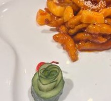 Yellow Peach Sweet and Sour Pork