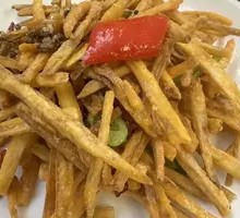 Dry-Fried Lotus Root Strips