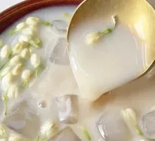 Jasmine Iced Soy Milk