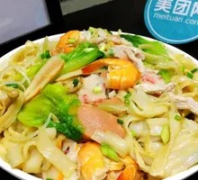Stir-Fried Rice Noodles
